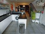 Unique DHH, quiet location, 3 floors, central heating, garden, garage, fitted kitchen, pool possible - Küche