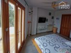 Unique DHH, quiet location, 3 floors, central heating, garden, garage, fitted kitchen, pool possible - Schlafzimmer1