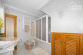 Adosado con piso de invitados en Felanitx - 308 m², 4 habitaciones, 1 baño, terraza, jardín, garaje, opción piscina - Badezimmer