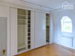 Prestigious listed villa in the villa district - 8-10 rooms, living & working on 270 sqm, garden - Einbauschrank