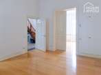 Prestigious listed villa in the villa district - 8-10 rooms, living & working on 270 sqm, garden - EG