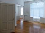 Prestigious listed villa in the villa district - 8-10 rooms, living & working on 270 sqm, garden - 1. OG Ausgang Terrasse