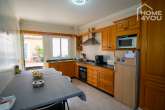 Spacious townhouse in Felanitx, 250m², 5 bedrooms, 4 bathrooms, terraces, garage & high-quality fittings - große Küche