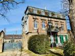 LOFT im luxuriös sanierten Gutshof, 142 qm, 2 SZ, 2 Bäder, WC, EBK, Garten&Terrassen, 2 TG-Plätze - Tor mit Herrenhaus