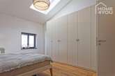 LOFT im luxuriös sanierten Gutshof, 142 qm, 2 SZ, 2 Bäder, WC, EBK, Garten&Terrassen, 2 TG-Plätze - Schlafen 1
