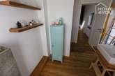 LOFT im luxuriös sanierten Gutshof, 142 qm, 2 SZ, 2 Bäder, WC, EBK, Garten&Terrassen, 2 TG-Plätze - Details