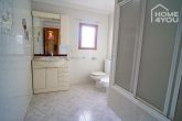Very well maintained townhouse in Llucmajor, 173sqm living space, 4 bedrooms, garage, patio, roof terrace - Badezimmer