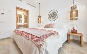 Fantastic newly built penthouse in Ses Salines, 90m², 2 bedrooms, 2 bathrooms, 84m² roof terrace, pool, parking space - Schlafzimmer