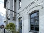 Inversión estrella: Edificio reformado de una estación de ferrocarril con alto rendimiento, cervecería, quiosco y 4 pisos independientes. - Eingang Gastronomie