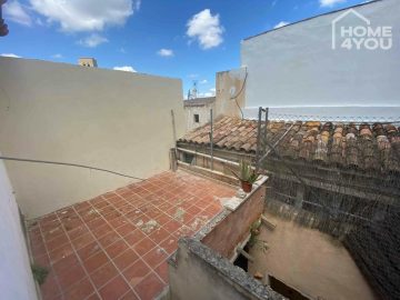 Charming townhouse in Felanitx with lots of potential – 224 m², 4 bedrooms, 3 bathrooms, cistern, terraces, 07200 Felanitx (Spain), Townhouse