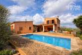Price sensation: Finca near the village, 327 m², 2 bedrooms, 2 bathrooms, pool, terraces - Finca
