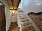 Mallorcan townhouse in Petra, 107m², 3 bedrooms, 2 bathrooms, patio, roof terrace, fireplace, investment - Treppe