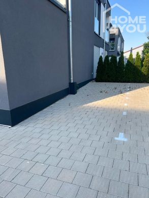 Lateral protected parking space Raiffeisenstraße 6 in Illerkirchberg, paved, on private ground, 89171 Illerkirchberg, Parking space
