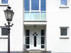 Reizvolle 2-Zi.-Wohnung, 68qm, EBK, TG-Platz, Hochparterre, Terrasse in ruhiger Citylage Nähe Bonn - Eingang