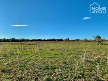 Exclusive top building plot: 14,260m², 215m² buildable, fantastic mountain view, value growth opportunities, 07260 Porreres (Spain), Wohngrundstück