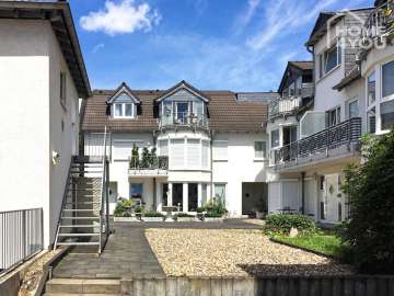Charmante 2-Zi.-Wohnung, 68qm, EBK, TG-Platz, Hochparterre, Terrasse in ruhiger Citylage Nähe Bonn, 53639 Königswinter, Etagenwohnung