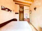 Idyllic finca in Ses Salines: 327 m², 2 bedrooms, 2 bathrooms, pool, terraces, outdoor kitchen, garage, solar energy - Schlafzimmer