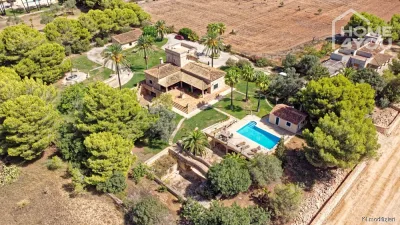 Finca exclusiva con licencia de alquiler, 454m², piscina + casa, 4 dormitorios, 4 baños, 7.200m², pozo, terraza, sótano, 07638 Colonia De Sant Jordi (España), Chalet Se vende