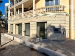 Well-kept ground floor store in Portocolom in top location: 98m², sea view, 1 open-plan office + 2 rooms, 2 WCs - Local