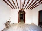 Imposing townhouse for free design, 544m², 3 floors, 13 rooms, garden terraces, cistern - Eingangsbereich