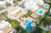 Villa de rêve, vue sur la mer, 300m², piscine, garage, terrasse sur le toit, jacuzzi, coin barbecue, chauffage au sol - Ansicht
