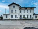 Inversión estrella: Edificio reformado de una estación de ferrocarril con alto rendimiento, cervecería, quiosco y 4 pisos independientes. - Ansicht Front