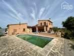 Idyllische Finca in Ses Salines: 327 m², 2 SZ, 2 Bäder, Pool, Terrassen, Außenküche, Garage, Solar - Finca mit Pool