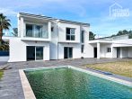 Villa moderne - 255m², 5 ch., 4 sdb, chauffage au sol, jardin, piscine, près de la plage, alarme, climatisation - Pool Haus
