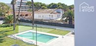 Villa moderne - 255m², 5 ch., 4 sdb, chauffage au sol, jardin, piscine, près de la plage, alarme, climatisation - Garten