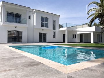 Villa moderne – 255m², 5 ch., 4 sdb, chauffage au sol, jardin, piscine, près de la plage, alarme, climatisation, 07610 Platja de Palma (Espagne), Villa