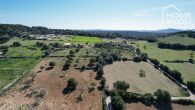 Sunny building plot, 36550m² for 300m² dream finca, central location, well, own trotting track - Grundstück Drohne