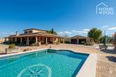 Mediterranean finca with 8.970m² in quiet location with pádelplatz, 4 bedrooms, 4 bathrooms, winter garden, pool, heating - Finca mit Padel und Pool