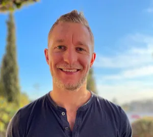 Timothy Kura, home4you - eine Marke der more4you-cologne GmbH