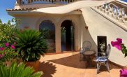 An oasis of peace, 216 sqm living space, 4-bedroom, guest room, garden, pool, fireplace, air conditioning, sea view - Terrasse im OG