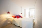 Modernized townhouse in the center, two units, roof terrace, patio, bright bathrooms. - Schlafzimmer