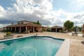 Mediterranean finca with 8.970m² in quiet location with pádelplatz, 4 bedrooms, 4 bathrooms, winter garden, pool, heating - Pool