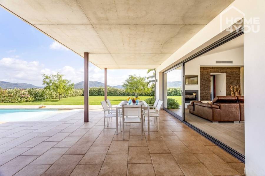 Überdachte Terrasse