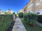 Exclusive apartment in Sa Coma: 2 bedrooms, 2 terraces, communal pool, elevator & garage - 80sqm - Eingang