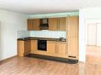 Charming 2-room apartment, 68 sqm, fitted kitchen, underground parking, raised first floor - Einbauküche