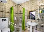 Adosado listo para entrar a vivir con local comercial en Felanitx, 191 m², 4 dormitorios, 1 baño, patio, azotea - Bad