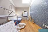 LOFT im luxuriös sanierten Gutshof, 140 qm, 2 SZ, 2 Bäder, WC, EBK, Garten&Terrassen, 2 TG-Plätze - Schlafen 2