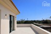 Exklusive Neubauvilla in Cala Llombards mit 3 SZ, 3 Bädern, Pool, Meerblick, Klima & Fußbodenheizung - Balkon
