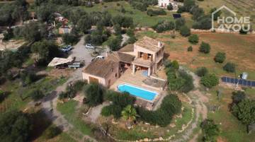 Sensación de precio: Finca cerca del pueblo, 327 m², 2 dormitorios, 2 baños, piscina, terrazas, 07640 Salines (Ses) (España), Chalet Se vende