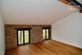 LOFT im luxuriös sanierten Gutshof, 165 qm, 4 SZ, Bad, WC, Einbauküche, Garten&Terrassen, Tiefgarage - OG