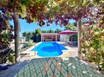 Sophisticated living in a prime location, villa with pool, sauna, high quality, air conditioning, jacuzzi, close to the beach - Freisitz