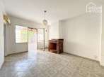Adosado bien cuidado con planta alta personalizable, 229 m2, 5 dormitorios, jardín, azotea, aljibe, listo para entrar a vivir - Wohnzimmer