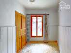 Adosado bien cuidado con planta alta personalizable, 229 m2, 5 dormitorios, jardín, azotea, aljibe, listo para entrar a vivir - Schlafzimmer