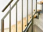 Ruhiges EFH in Top-Wohnlage, KfW 70, 145 qm, 4 SZ, 2 Bäder, Keller, Wintergarten, Wärmepumpe, Garten - Treppe