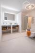 Estilo IBIZA: Moderno adosado, reformado a un alto nivel, 200 m², 4 dormitorios, 3 baños, patio, azotea - Badezimmer