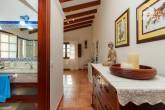 Mallorcan villa with saltwater pool & views of the Tramuntana, 4 bedrooms, 3 bathrooms, solar, heating - Flur